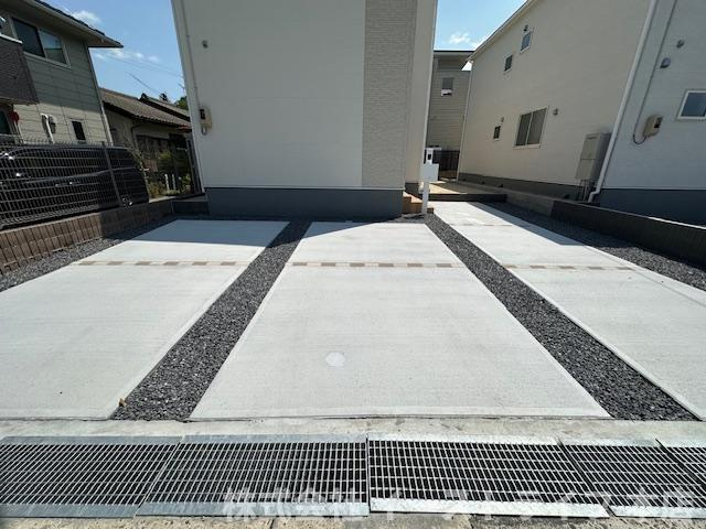 【新築戸建】　いわき市錦町花ノ井第3　長期優良住宅　【限定1棟】の駐車場|同社施工写真　カースペースです。