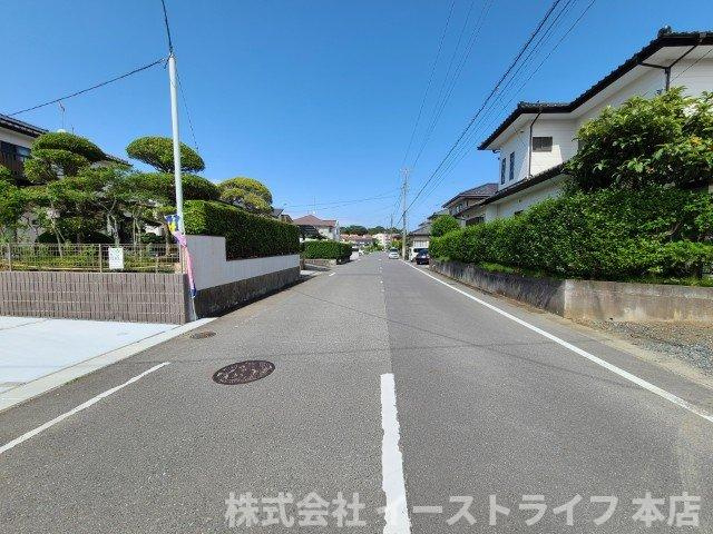 【新築戸建】　いわき市中岡町5丁目第1　全2棟　長期優良住宅　ラスト1棟の前面道路含む現地写真|南東側8.0ｍ公道