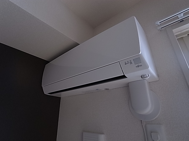 神戸市須磨区月見山町３丁目のアパートの設備|エアコン