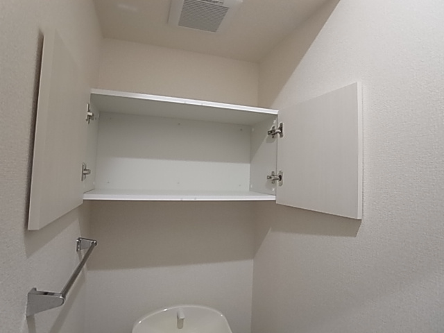 神戸市須磨区月見山町３丁目のアパート