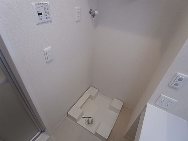 神戸市須磨区月見山町３丁目のアパート