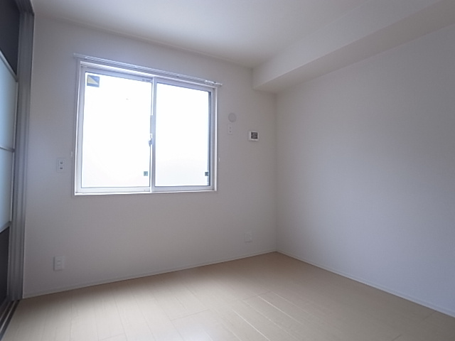 神戸市須磨区月見山町３丁目のアパート