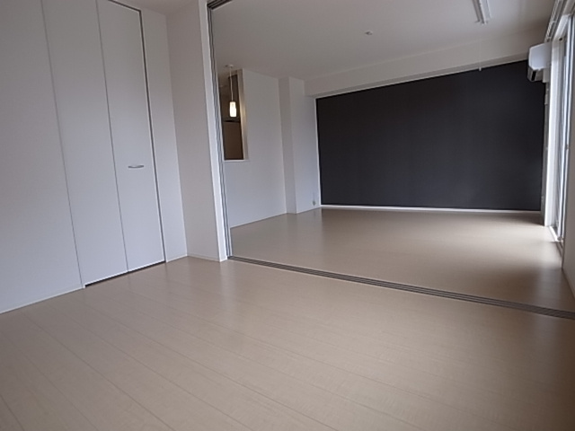 神戸市須磨区月見山町３丁目のアパート