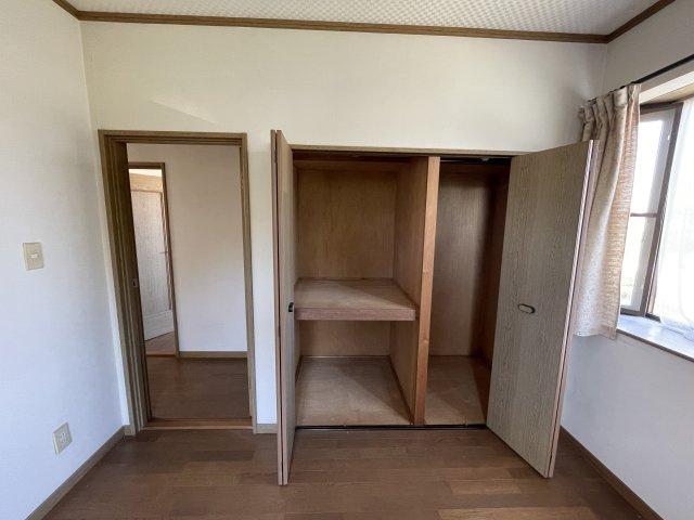 東金市下谷売り中古戸建ての収納