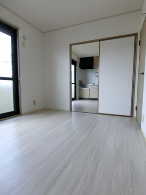 【洋室】 | サニーコート