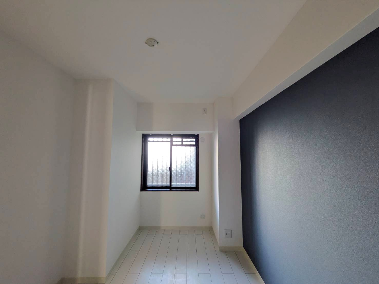 ライオンズマンション上中野の洋室|◆北東側洋室4.8畳の様子です。