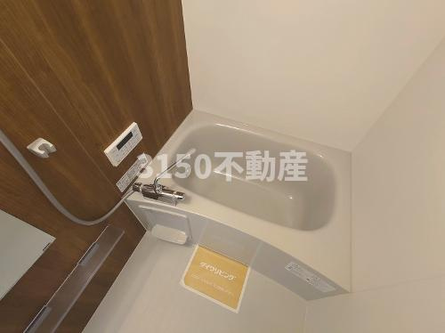 D-ROOM茜部本郷の浴室