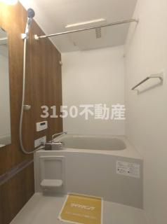 D-ROOM茜部本郷の浴室
