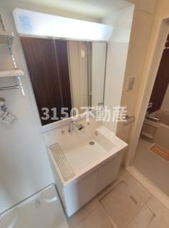 D-ROOM茜部本郷の洗面所