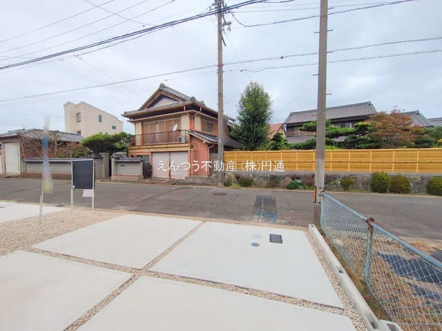 横井1期の駐車場