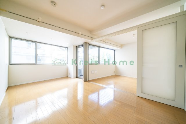 ヒルクレスト御茶ノ水の居間・リビング