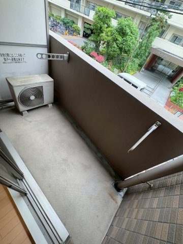ラナップスクエア阿波座のバルコニー