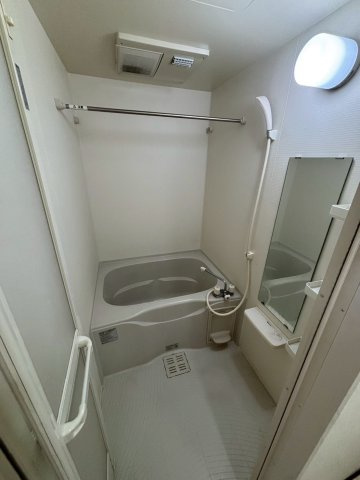 大阪市北区西天満３丁目の賃貸マンションの浴室