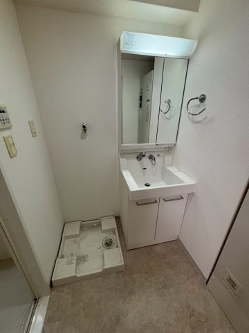 大阪市北区西天満３丁目の賃貸マンションの洗面所