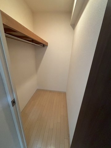 大阪市北区西天満３丁目の賃貸マンションの収納