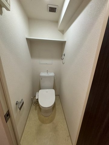 大阪市北区西天満３丁目の賃貸マンションのトイレ