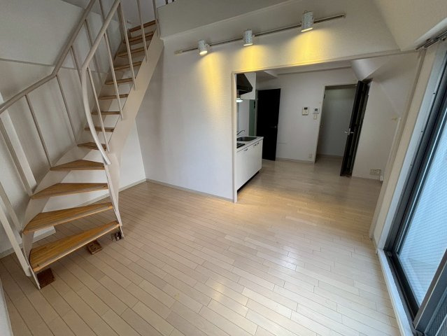 大阪市北区西天満３丁目の賃貸マンションのロビー