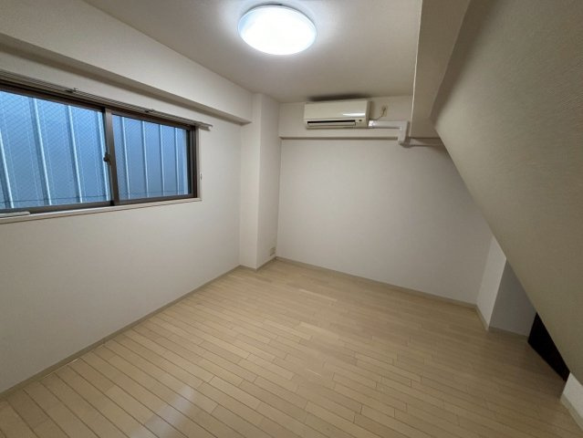 大阪市北区西天満３丁目の賃貸マンションの居間・リビング