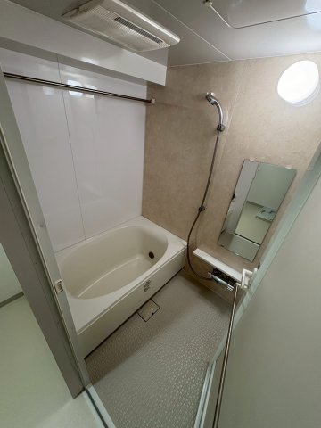 ベリー海老江の浴室