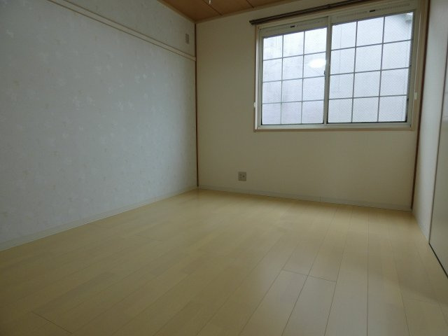 ハートフル２１の洋室