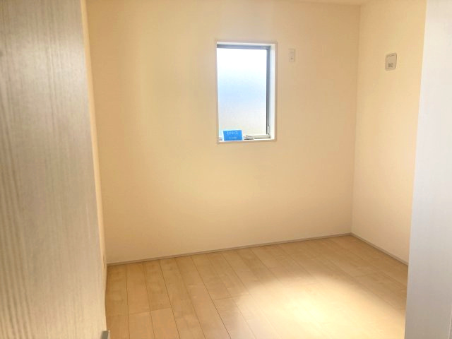 第4富士見町時沢　新築戸建　3号棟の洋室|２階洋室2です