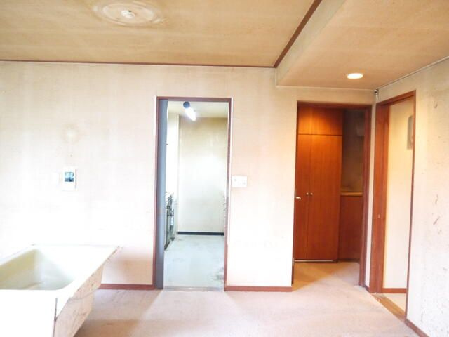 ドミナーレサクマの居間・リビング