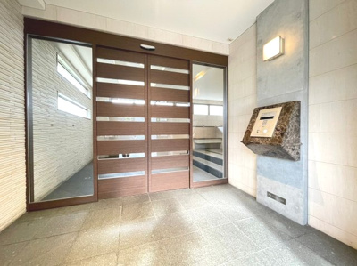 【エントランス】 | アンビエラ桃山台