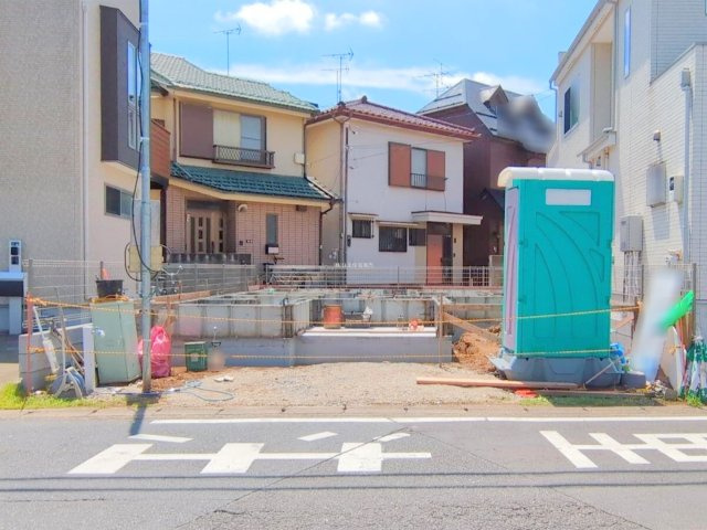 富士見市羽沢３丁目の新築一戸建の外観|セカンドカーにも便利な駐車スペース2台分(車種による)
