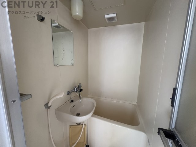 お風呂トイレ別です