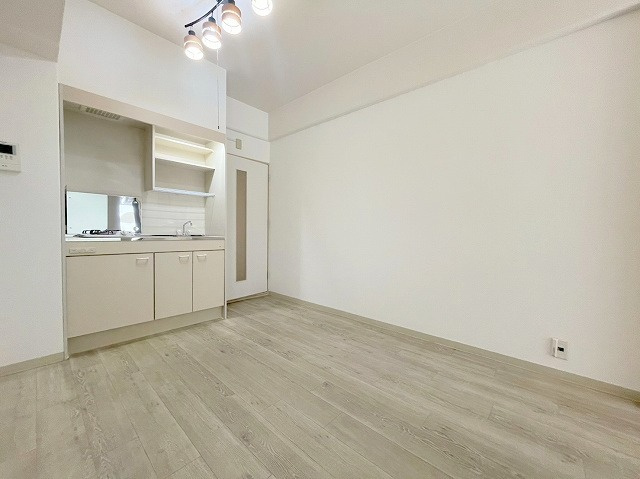 シャングリラみつもとの居間・リビング