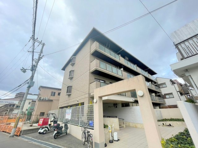 シャングリラみつもとの外観