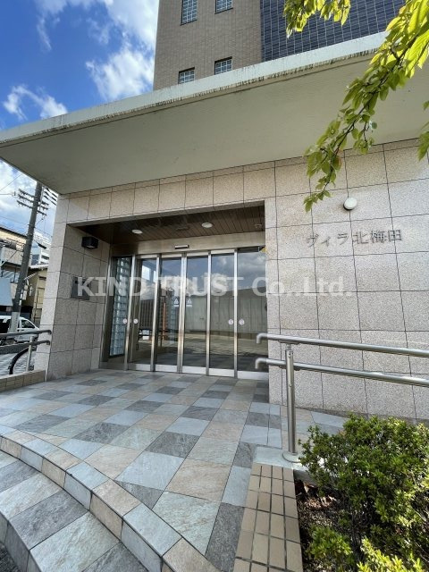 ヴィラ北梅田のエントランス|建物の内部です