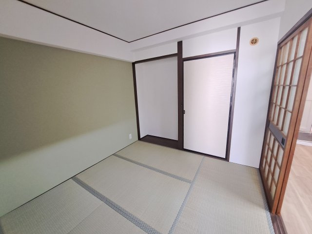 光南荘マンションの寝室