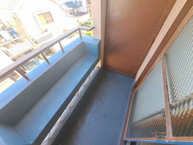 光南荘マンションのバルコニー