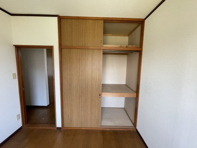 東金市小沼田売り中古戸建ての収納