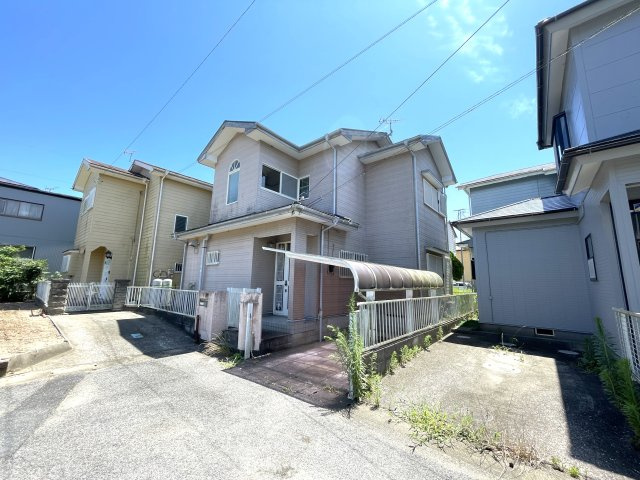 東金市小沼田売り中古戸建ての外観