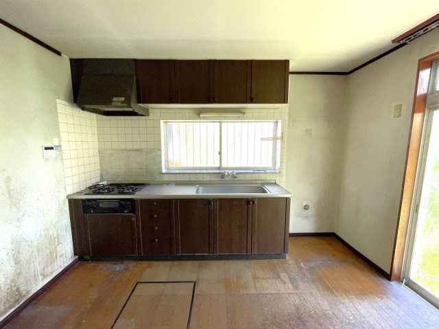 東金市小沼田売り中古戸建てのキッチン