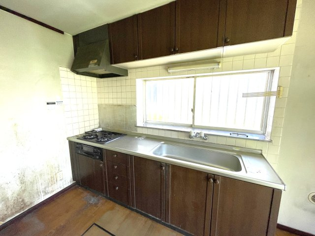 東金市小沼田売り中古戸建てのキッチン