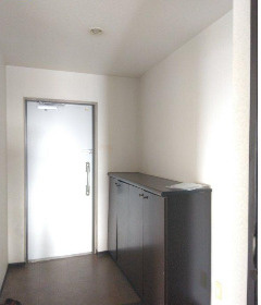 【玄関】 | ライオンズガーデン花崎A棟　中古マンション