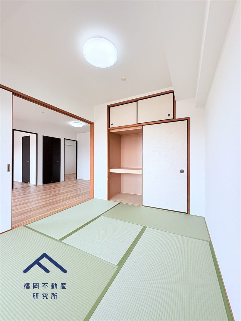 アンピール箱崎の和室