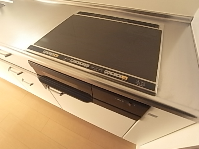 神戸市須磨区車字梨川のアパート