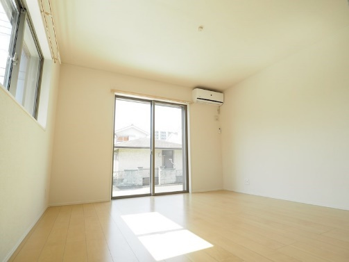 南西向き二面採光のリビング★