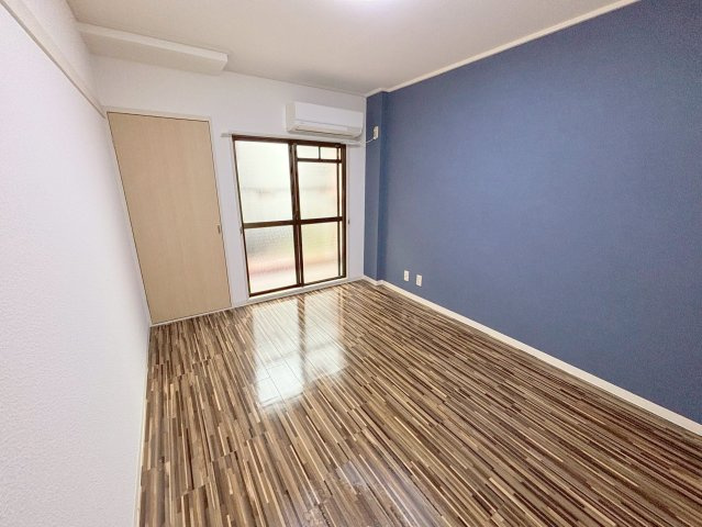 アピア幸和の洋室