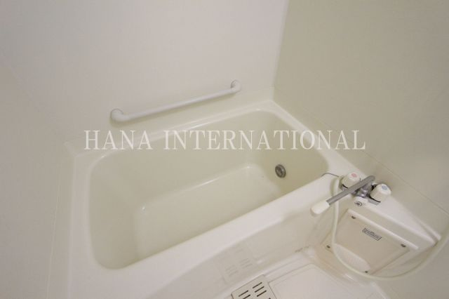 レオネクストフルールの浴室