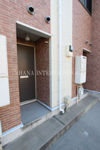 レオネクストフルールのエントランス