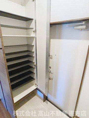 グランスタ馬場山Dコートの収納