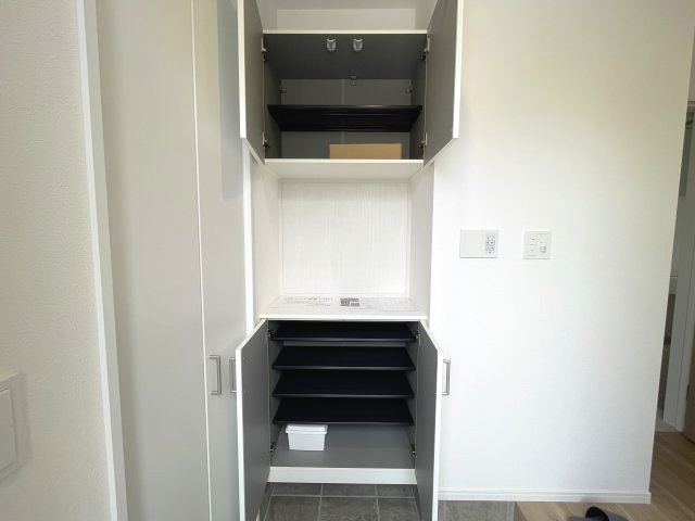 佐伯区皆賀１丁目　№35914の収納|シューズボックス