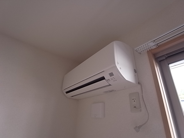 神戸市北区鈴蘭台北町３丁目のアパートの設備|エアコン