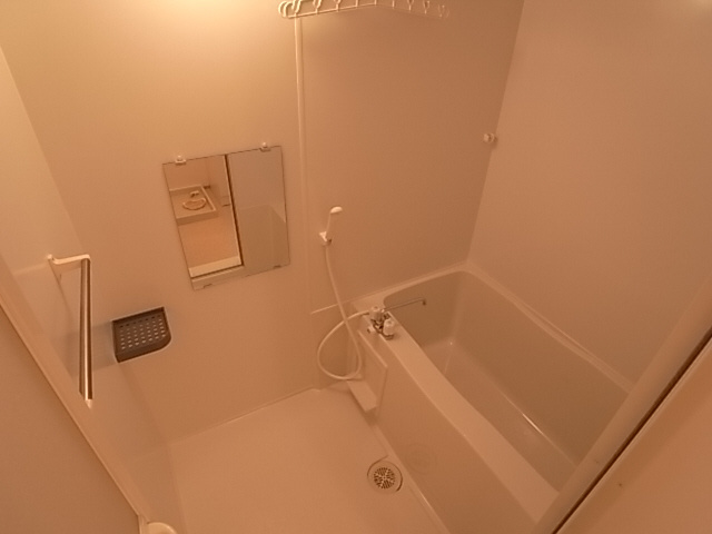 神戸市北区鈴蘭台北町３丁目のアパートの浴室|バスルーム