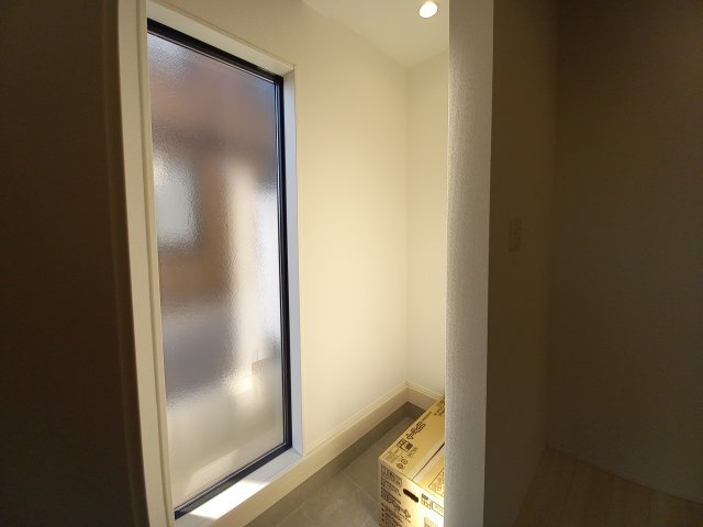 ◇内郷高坂町　2期　自慢したくなる、ハイセンスなデザイン♪　◇の洋室|同施工◆居室の写真です◆　日当たり良好の居室は気持ちが良いですね。　家族構成によって色んなアレンジを加えられます♪それぞれにプライベートなスペースを持ち、子どもたちの成長も見守ることができますね。